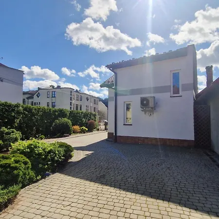 Appartement W Centrum Piwnicznej