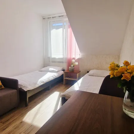 Apartment W Centrum Piwnicznej *